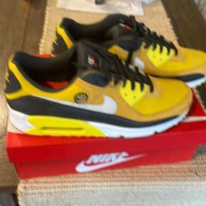 Nike Air Max 90 SE